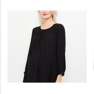 A Pea In The Pod Keyhole Pleated Blouse Size S